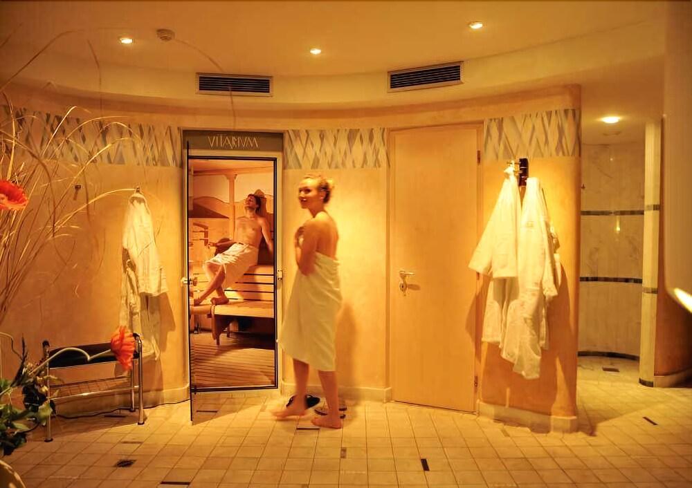 Hotel Clara Vahrn Extérieur photo