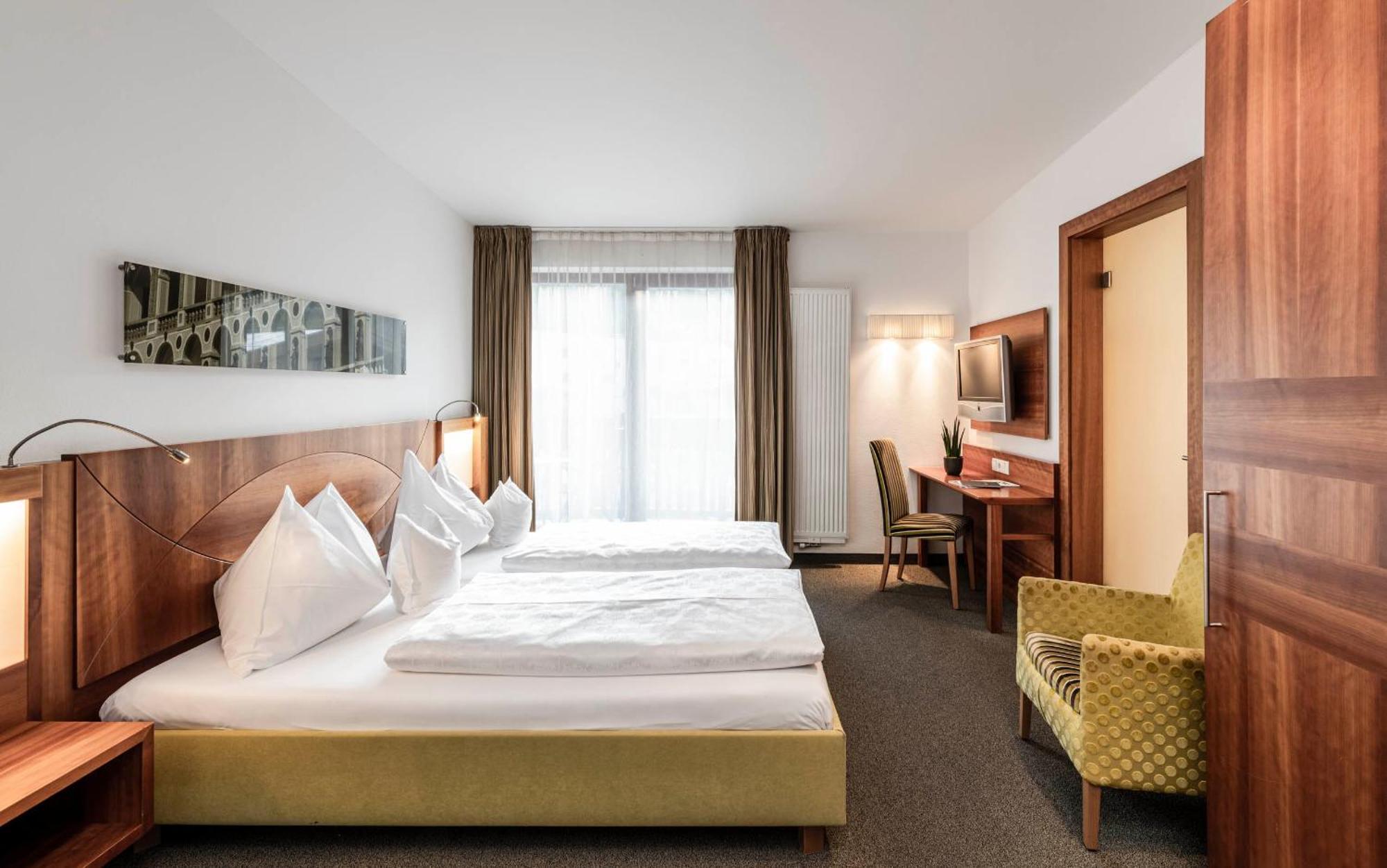Hotel Clara Vahrn Extérieur photo