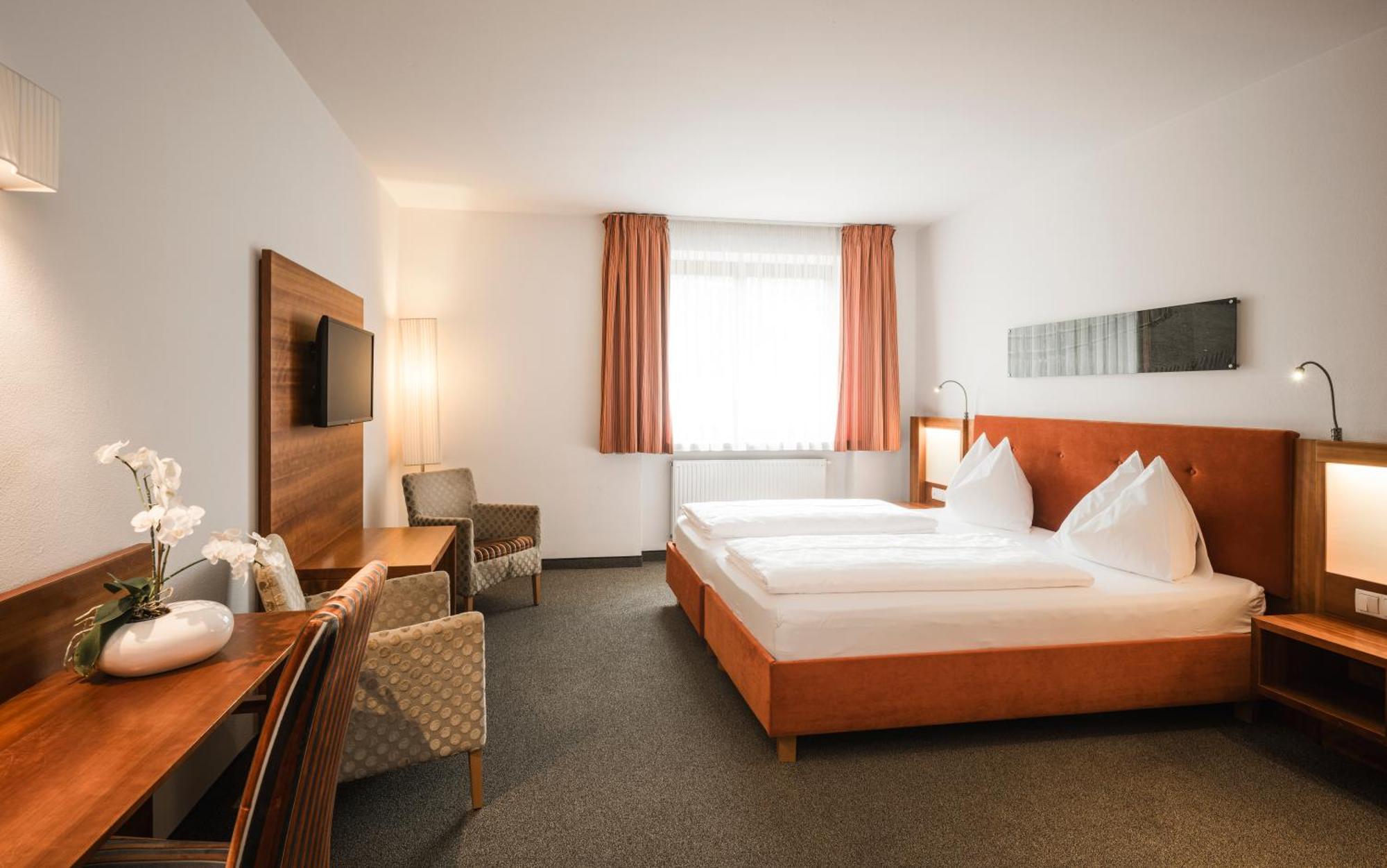 Hotel Clara Vahrn Extérieur photo